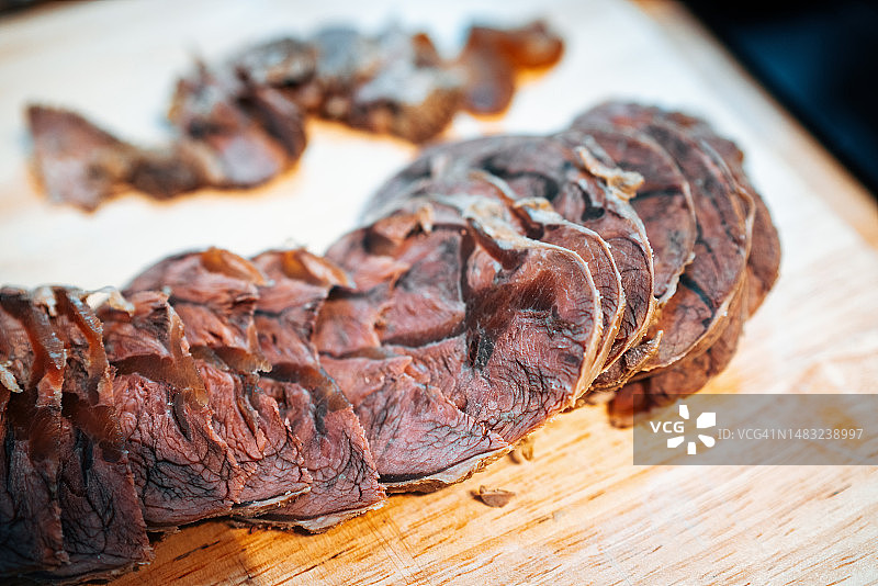中式凉菜：薄片牛蹄筋图片素材
