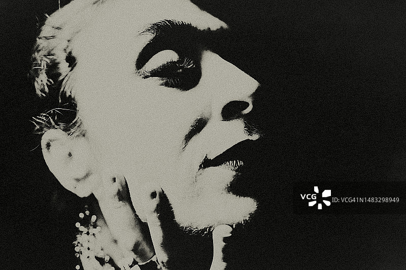 淡淡的微笑图片素材