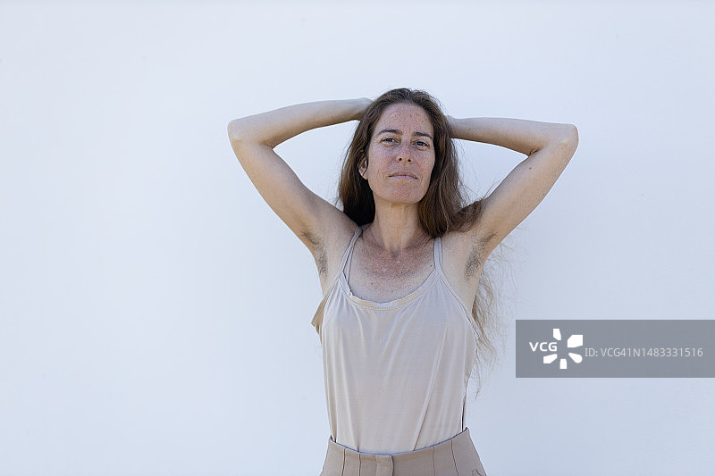 有腋毛的女人肖像图片素材