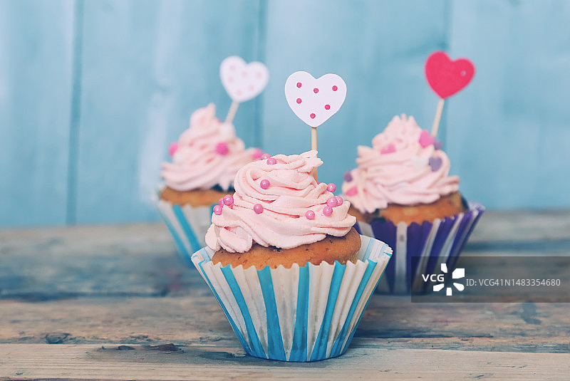 特写：纸杯蛋糕，罗马尼亚图片素材