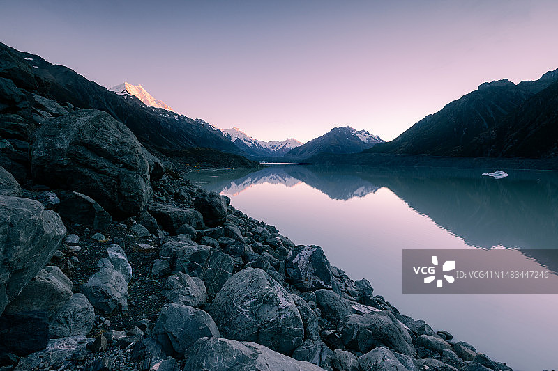 新西兰库克山塔斯曼湖图片素材