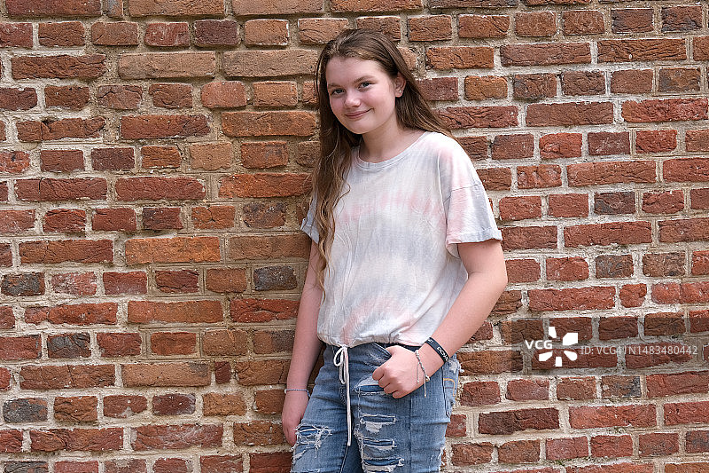 15岁女孩肖像图片素材