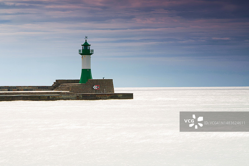 萨斯尼茨灯塔（德国梅克伦堡-前波美拉尼亚州）图片素材