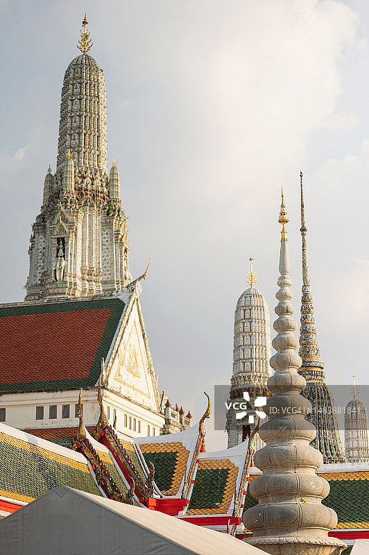 卧佛寺最大和最著名的佛塔图片素材