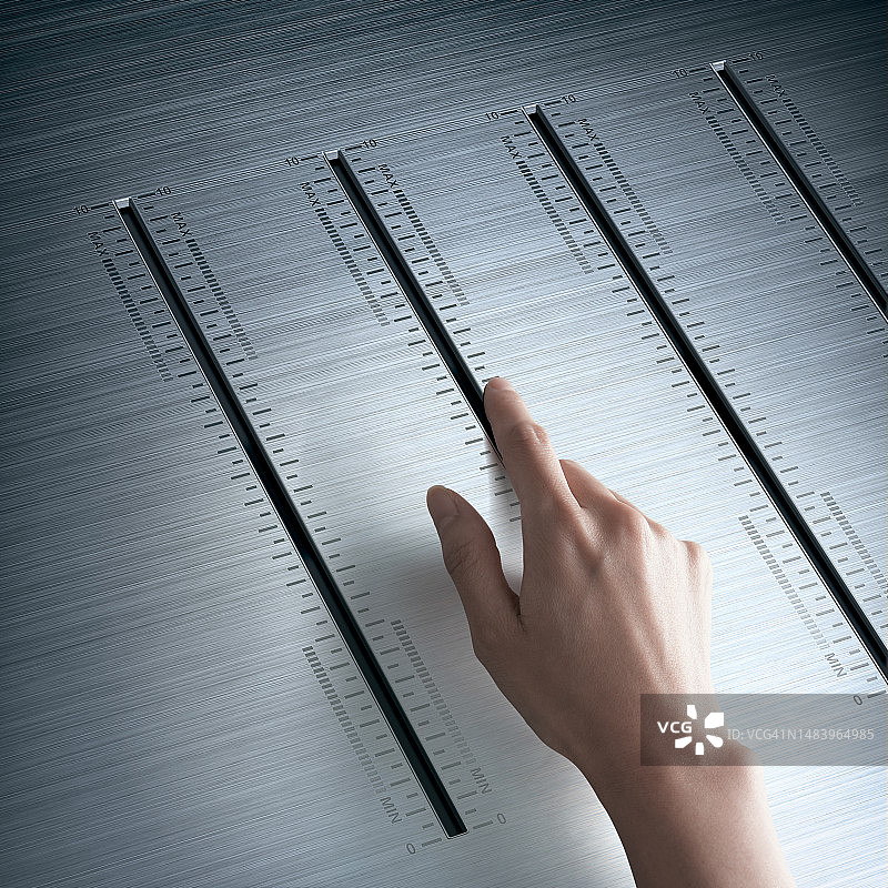 均衡器、控制面板、控制、仪表、手、女人的手、手势、顶角图片素材