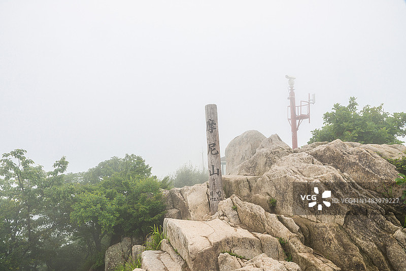 马尼桑山顶夏季景观图片素材