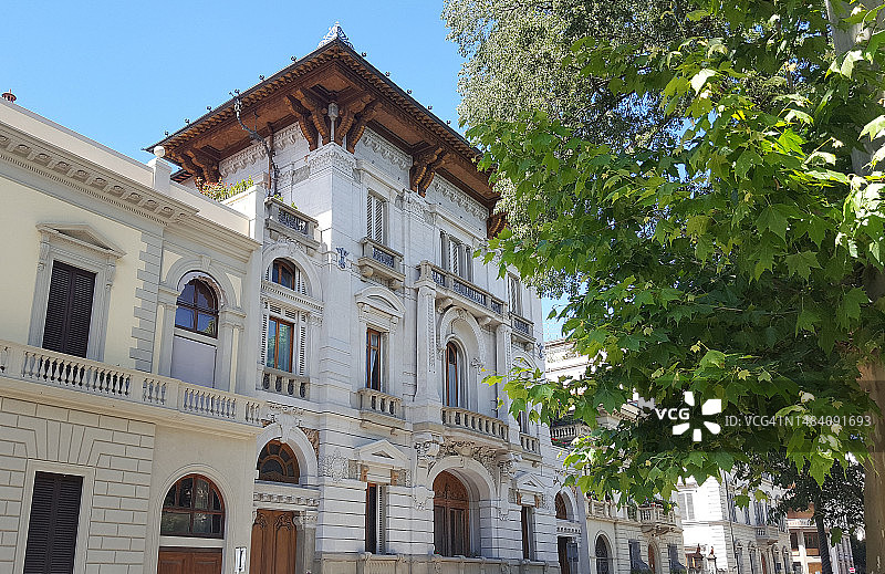 意大利佛罗伦萨的新艺术风格住宅楼图片素材