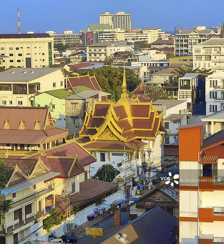 老挝万象市的屋顶鸟瞰图图片素材