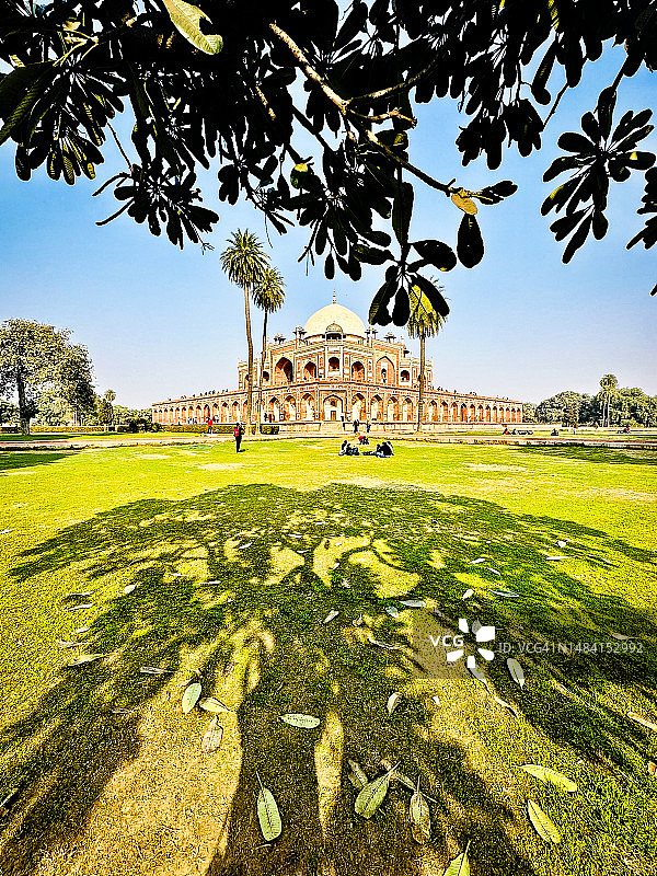 德里胡马雍陵墓的草坪图片素材