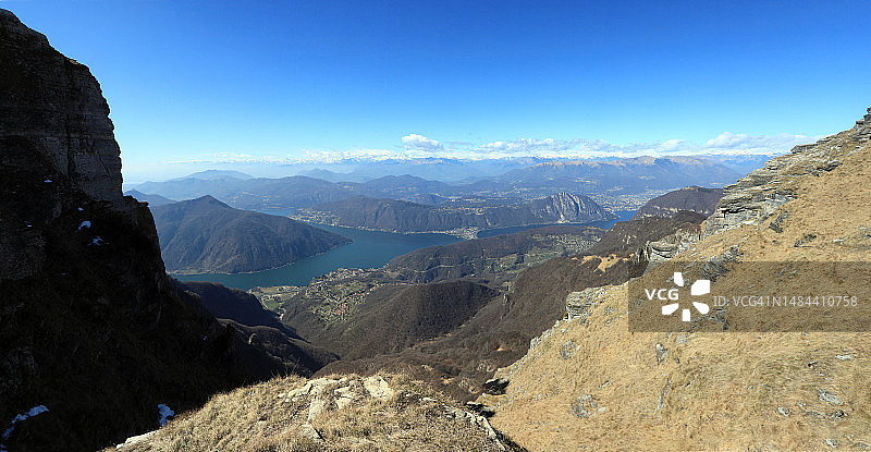 卢加诺湖和西阿尔卑斯山的壮丽景色图片素材