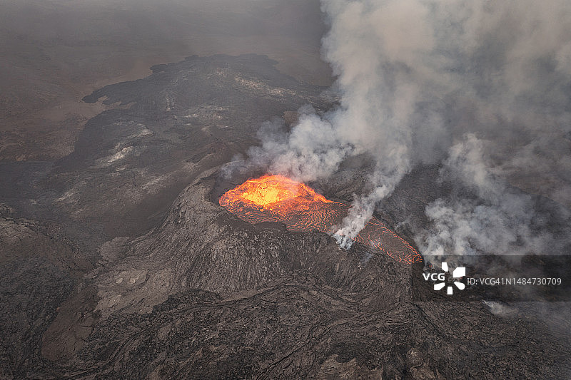 冰岛法格拉达尔斯火山喷发图片素材