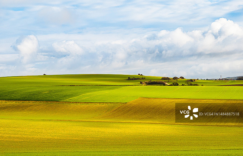 法国加莱周边耕地乡村风光图片素材