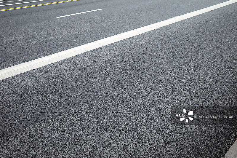 沥青铺设的道路图片素材