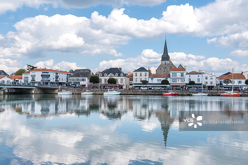 圣吉尔克鲁瓦德维港口图片素材