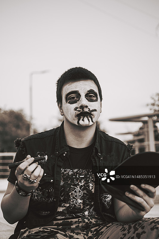 黑白风周末图片素材