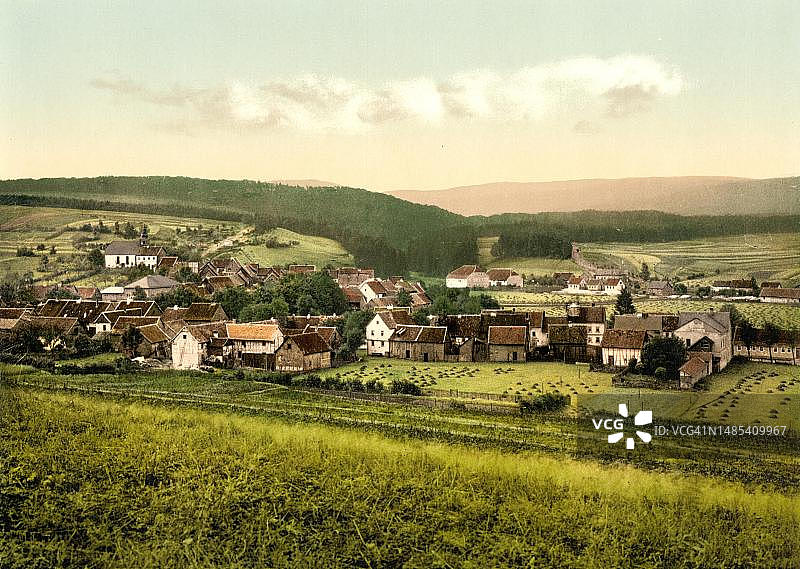 德国图林根州的迪特哈茨和米特尔瓦瑟格伦德，19世纪90年代的彩色照片印刷品的历史数字修复复制品图片素材