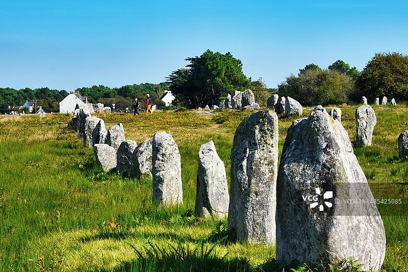 法国布列塔尼卡纳克的石头图片素材