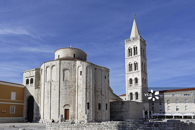 克罗地亚扎达尔Zelini Trg，Sveti Donat，Campanile Sveti Stosija图片素材