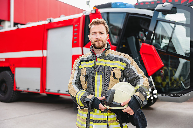 消防员肖像图片素材