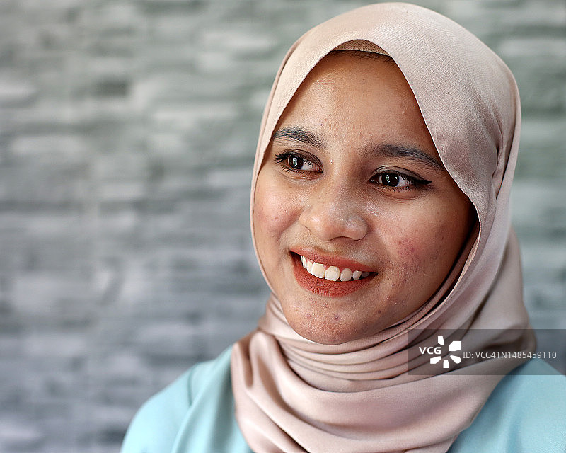 穆斯林家庭肖像图片素材