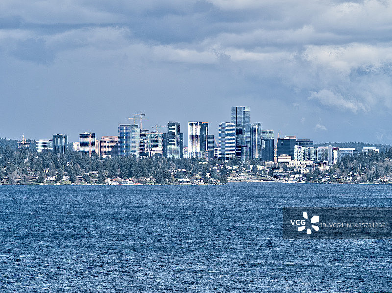 郊区天际线图片素材