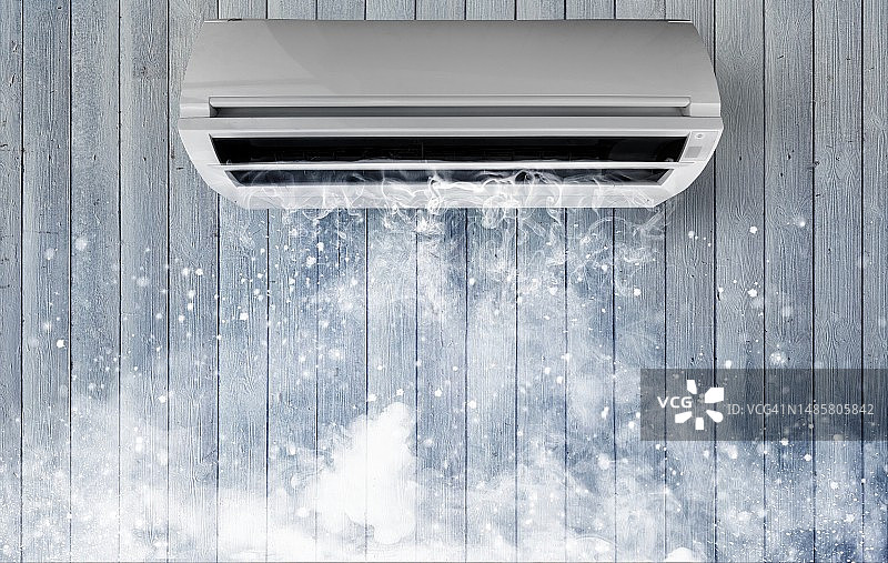 罗马尼亚奥拉迪亚炎热天气下的清新空调图片素材