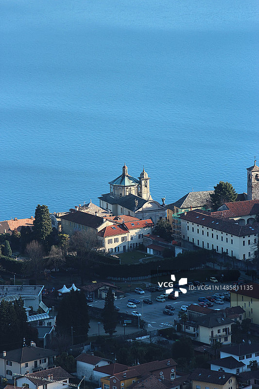 意大利坎诺比奥镇鸟瞰图片素材