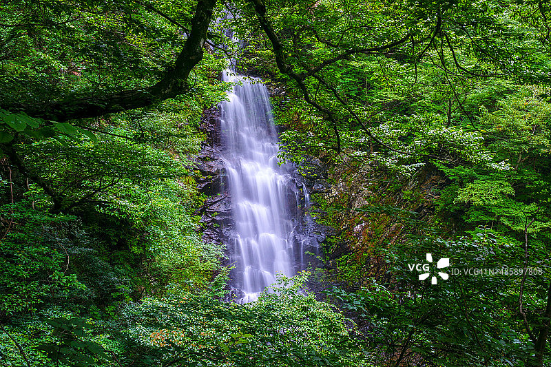 智异山国家公园，蛇谷，瑟比丹瀑布图片素材