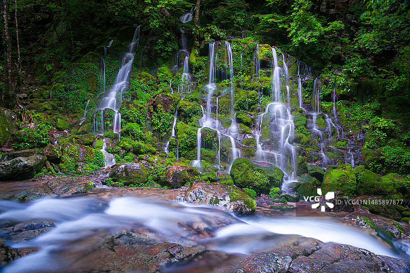 智异山国家公园，蛇谷，瑟比丹瀑布图片素材