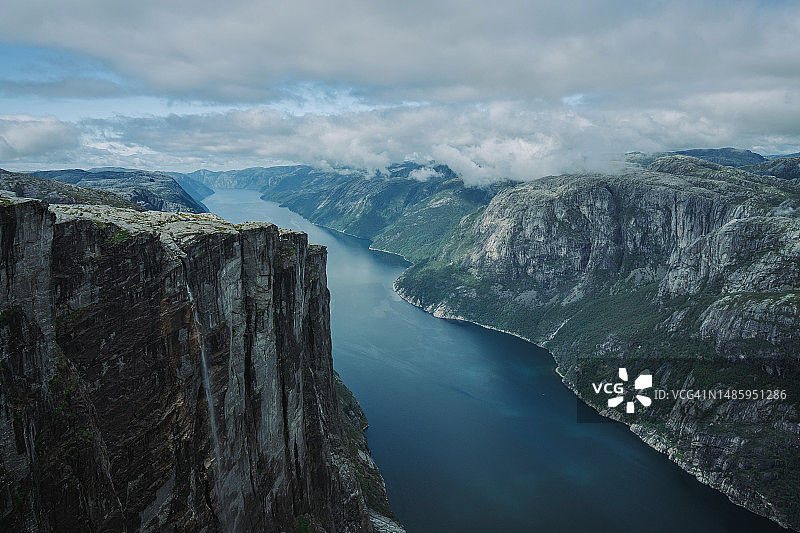 从谢拉格小路看到的吕瑟峡湾风景图片素材