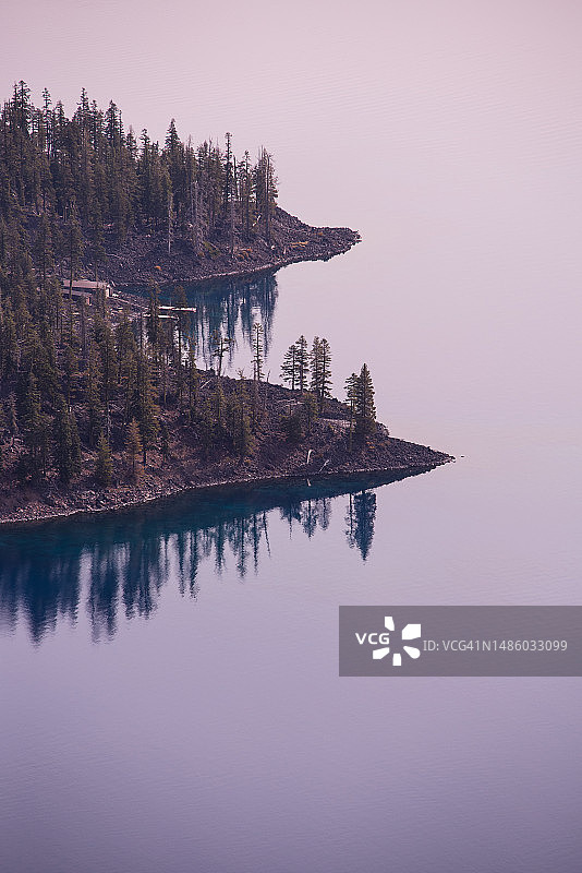 火山口湖国家公园的巫师岛图片素材