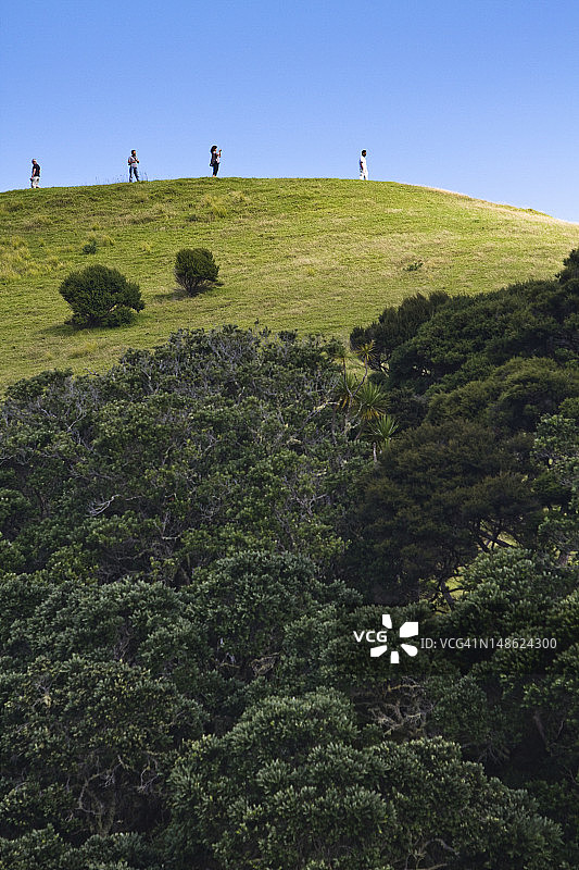 乌鲁普卡普卡岛：岛屿湾最大的岛屿，拥有美丽的海滩和历史悠久的步道图片素材