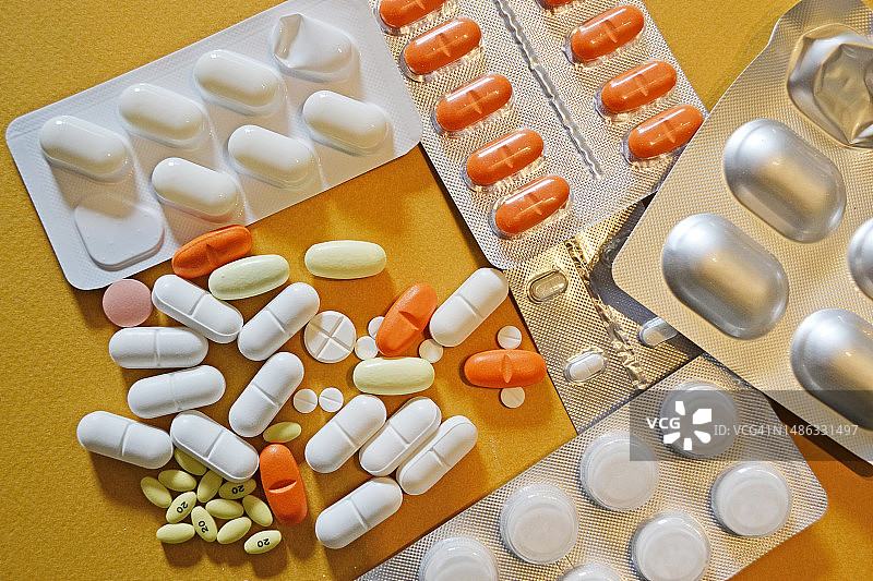 多种药片、维生素及保健品图片素材