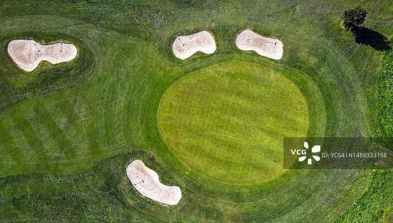 高尔夫球场的果岭图片素材