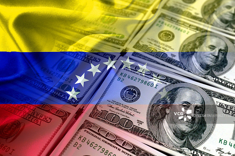 委内瑞拉现金美元钞票和国旗图片素材