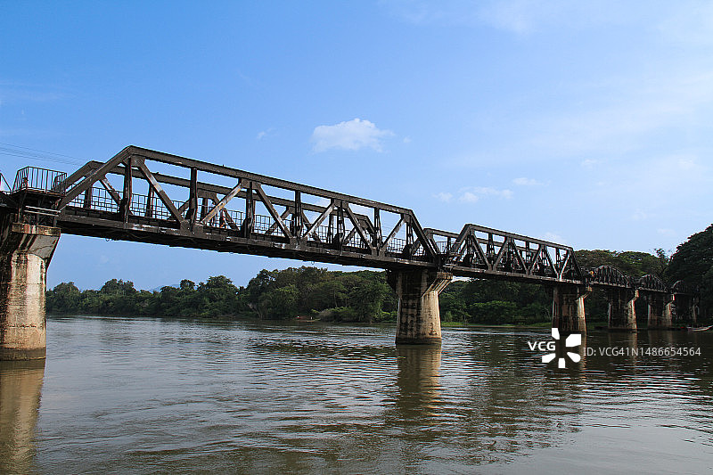 泰国北碧府班泰桂河大桥图片素材