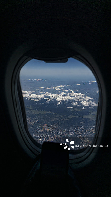飞机窗外的景色图片素材