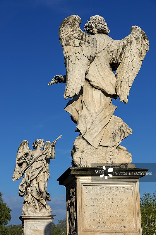 圣天使城堡和埃利乌斯桥上的天使雕塑，联合国教科文组织世界遗产，意大利拉齐奥罗马图片素材