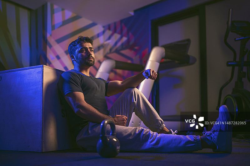 看我轻松做到这一点图片素材