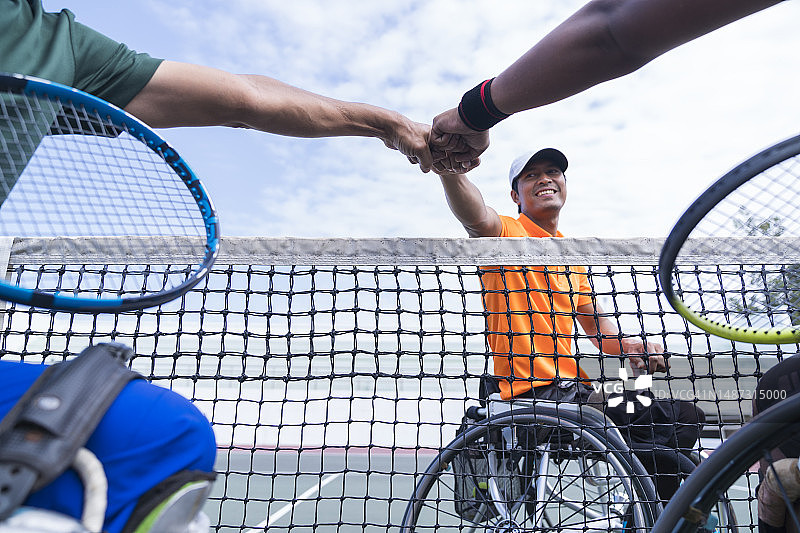 残疾网球运动员。图片素材