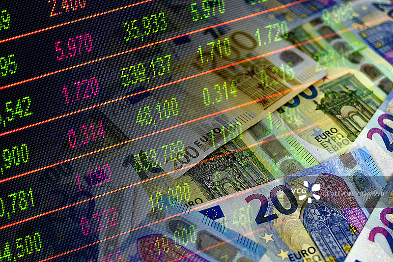 欧元纸币与股市指数图片素材