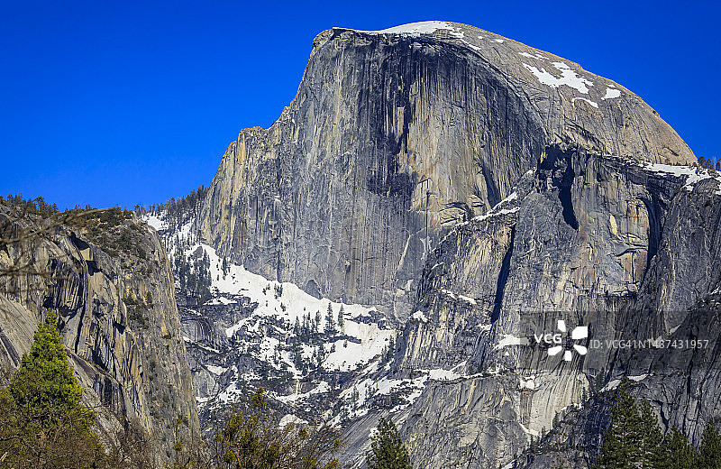 加利福尼亚优胜美地国家公园著名半圆顶图片素材