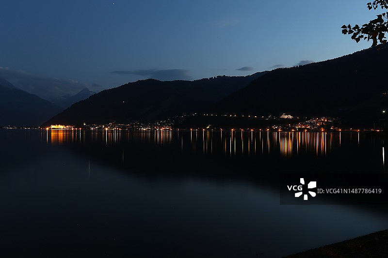 奥地利夜间湖泊天空美景图片素材