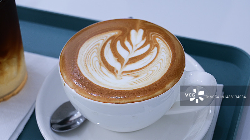 拿铁咖啡的特写镜头图片素材