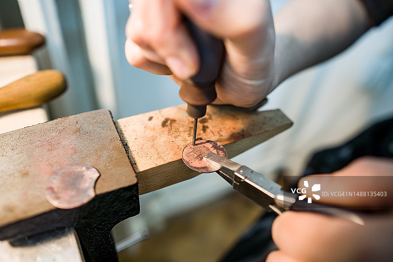制作耳环图片素材