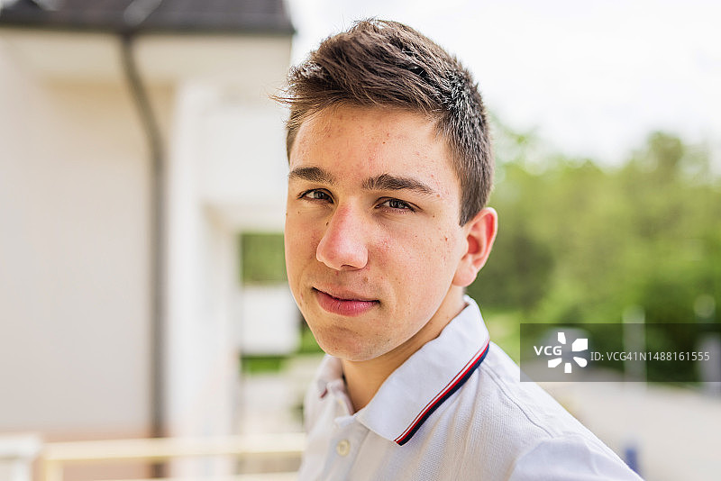 年轻人的肖像图片素材