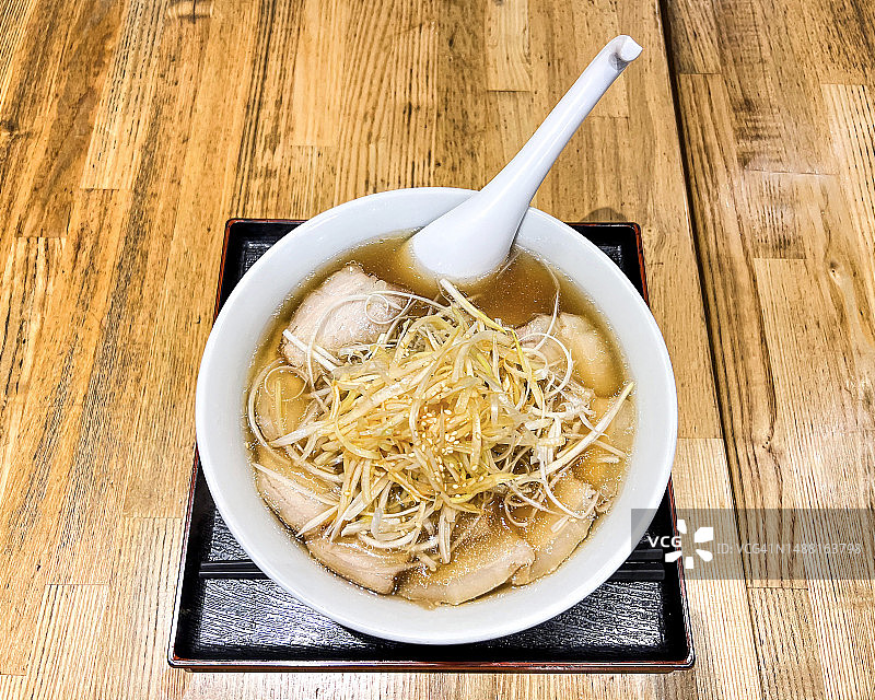 叉烧葱花拉面图片素材