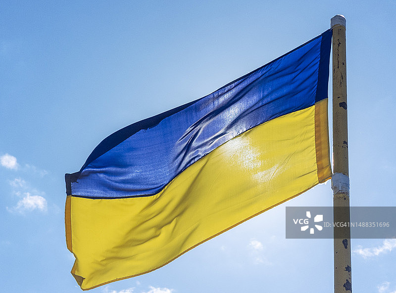 蓝黄色乌克兰国旗图片素材