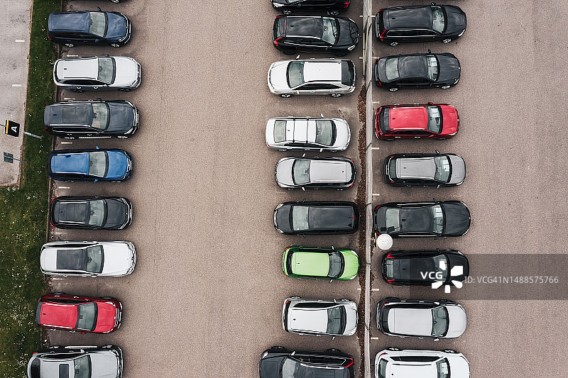 停车场的鸟瞰图图片素材