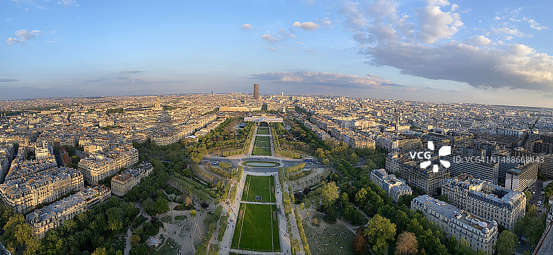巴黎战神广场公园全景图片素材